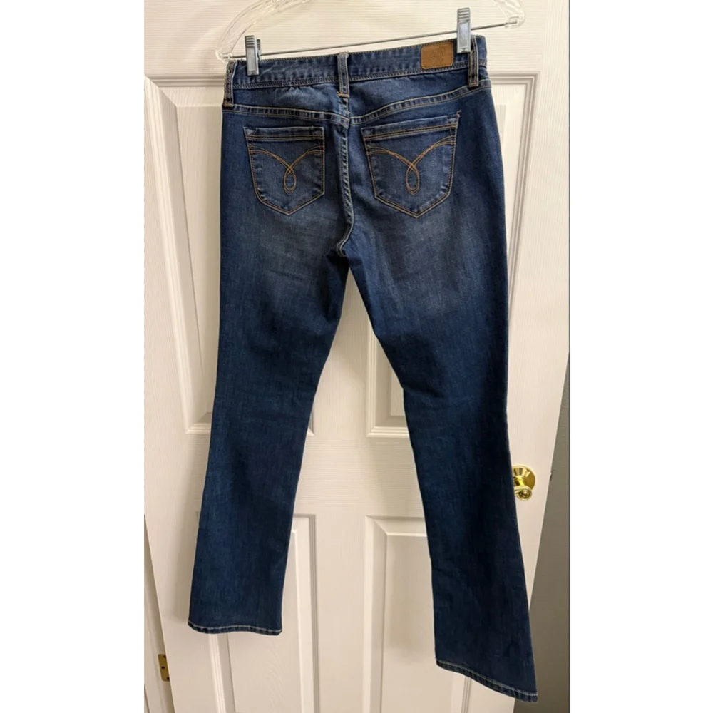 American Rag mid-rise bootcut jeans in a dark wash Size 1